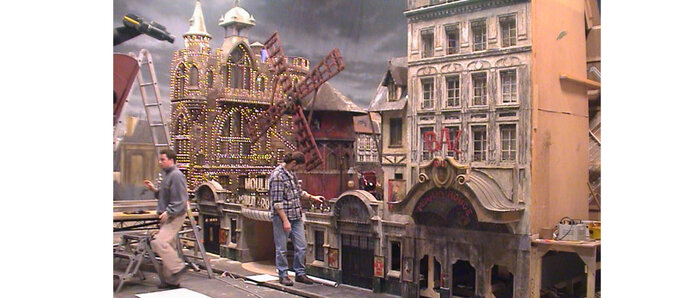 Создание декораций в Сиднейских павильонах Fox.