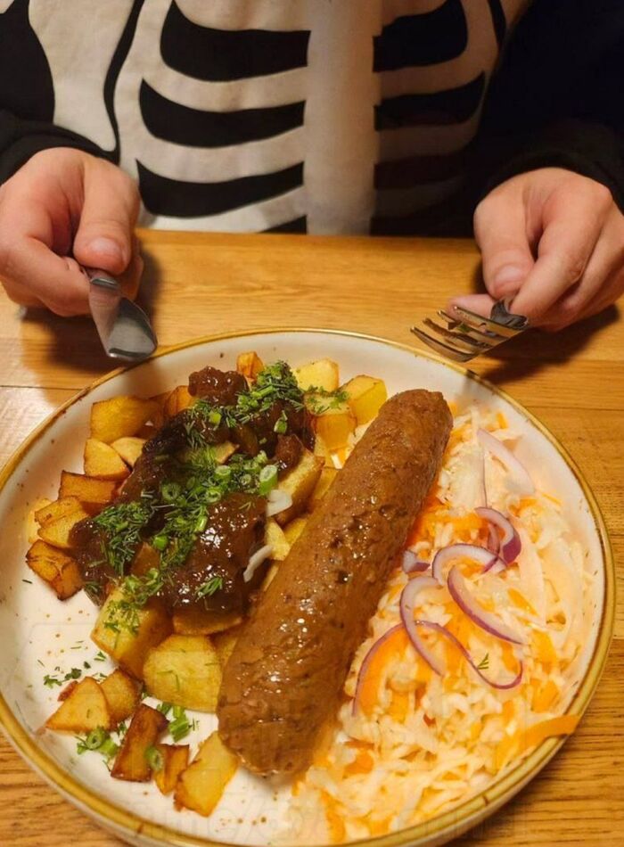     !  , , , , , , 
