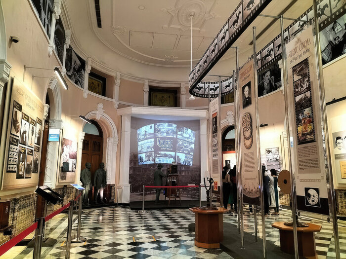 � Wikimedia Commons | ������������ ����� ���������� ����, ������, �����