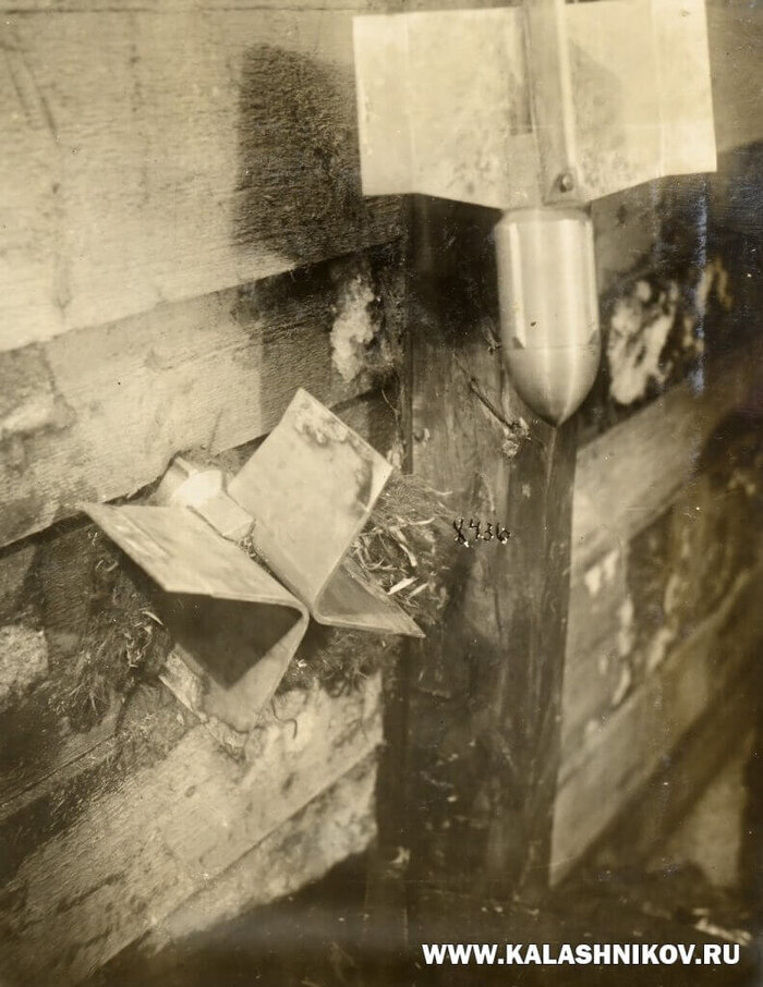 Снаряды орудия МЭО-60, застрявшие в улавливающем устройстве. ВИМАИВиВС