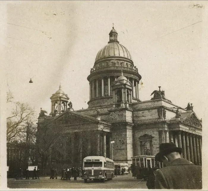 Исаакиевский собор в 1950 – 1952 гг.