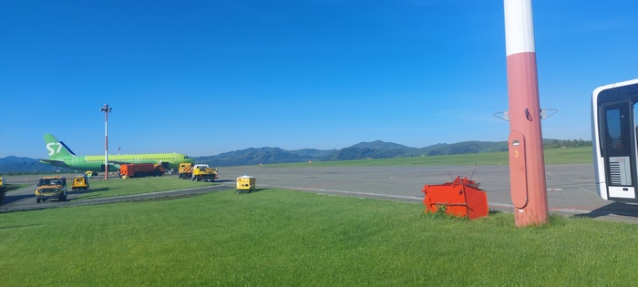 Ответ на пост «Норм или стрём. Чем кормят на 9-часовом рейсе Аэрофлота из Владивостока в Москву»