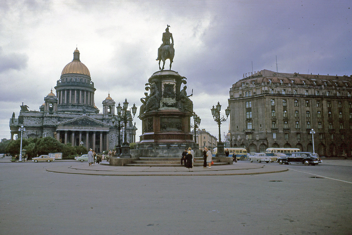 Исаакиевская площадь в 1962 г.
