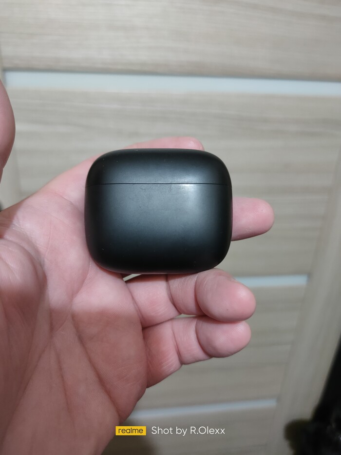 Найдены наушники,на лавочке,станция метро Рижская,Москва,сегодня