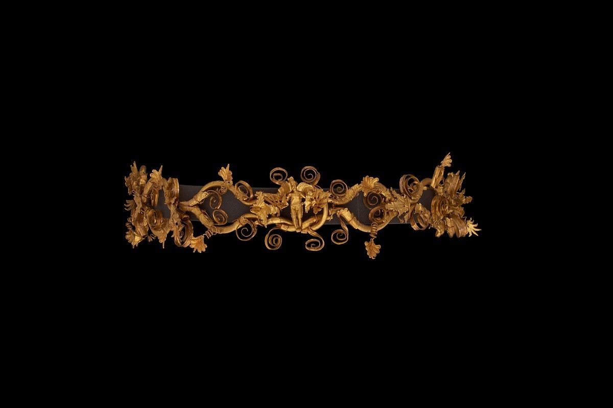 Golden diadem with the god Eros, Greece, 350-325 BC - Mythology, Myths, History (science), Historical photo, Diadem, BC, Antiquity, Greece, Decoration