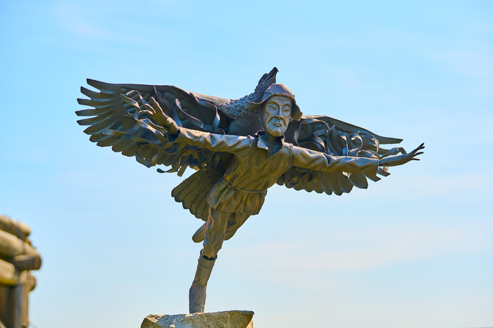 Экспонат выставки работ якутских кузнецов и скульпторов