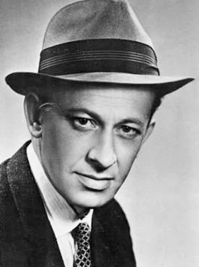 «Тогда уходи на пенсию!»: как Евстигнеев пережил удар Ефремова и обрёл свое счастье с молоденькой студенткой... Биография, Советские актеры, Фото со съемок, Знаменитости, Актеры и актрисы, Фильмы, 20 век, Семья, Любовь, Советское кино, Театр, Экранизация, Евгений Евстигнеев, Предательство, Негатив, Прощание, Telegram (ссылка), Длиннопост, Фотография, Фильмы 80-х