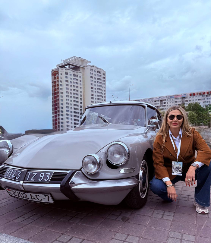 Citroen DS19.  ,  .     ,    ,    .   ,    .  .