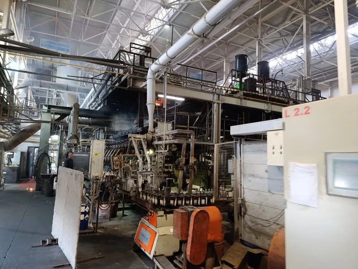 Как делают стеклянные бутылки Чистомэн, Туризм, Стеклотара, Упаковка, Производство, Видео, Вертикальное видео, Короткие видео, Длиннопост