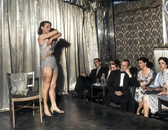 Любопытные фотографии из прошлого Великобритании. 20 раскрашенных фотографий ХХ века. Часть 20 Старое фото, Фотография, 20 век, Великобритания, Лондон, Англия, Шотландия, Колоризация, Длиннопост