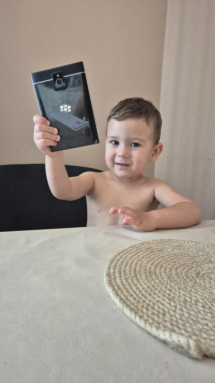 BlackBerry Passport - назад в 2014. Часть 1 Blackberry Passport, Blackberry, Распаковка, Длиннопост