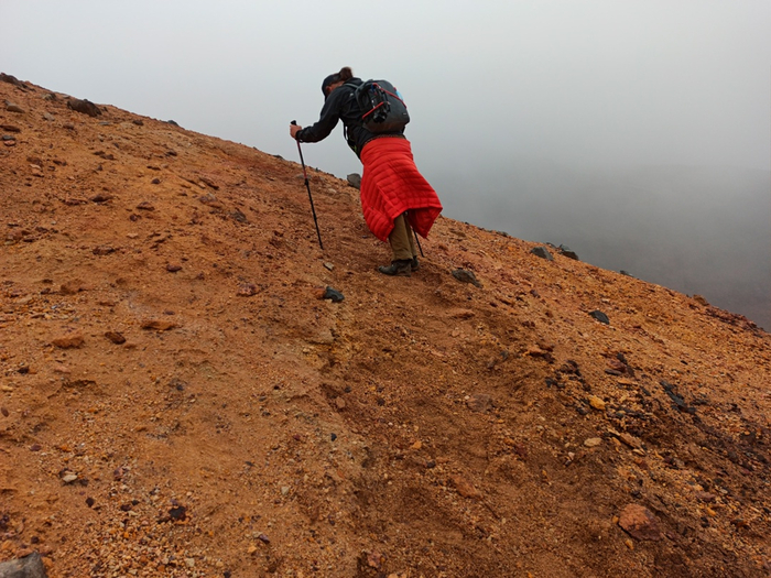 Я в объективе машиного телефона. Фото: Мария Никитина