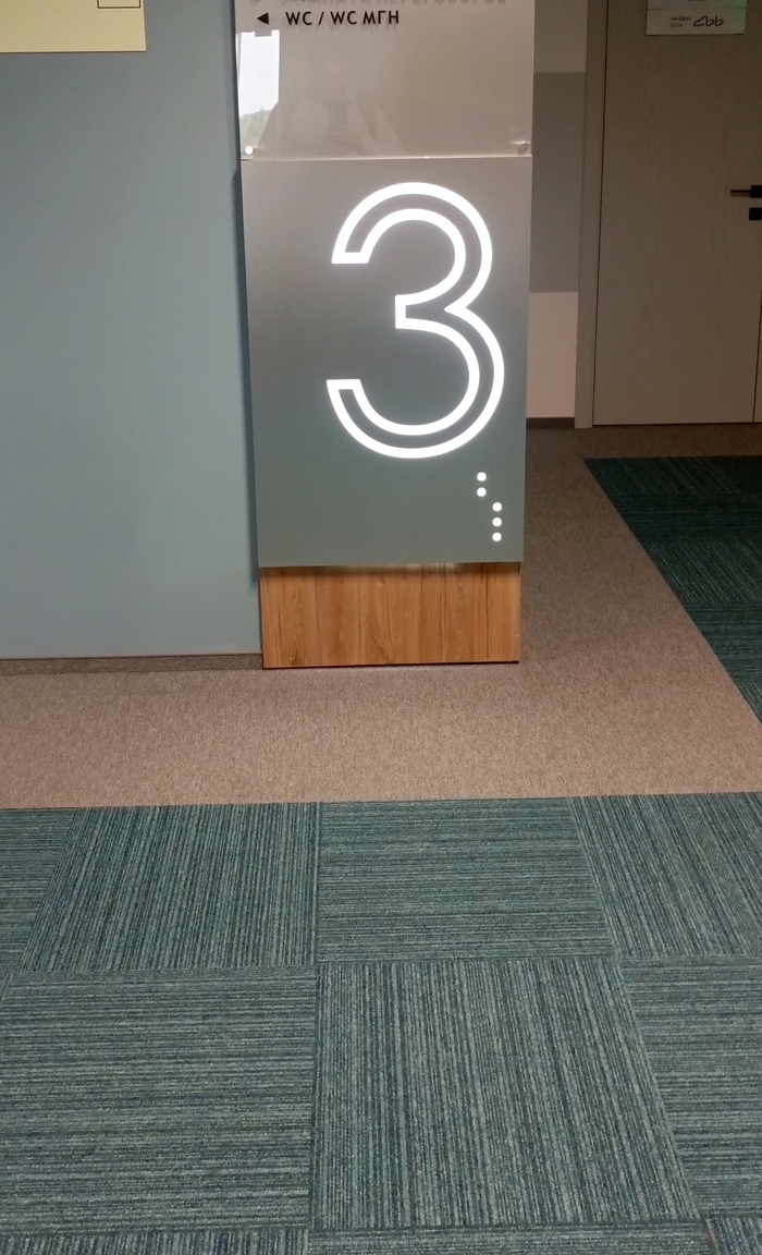 Кто дизайнер?