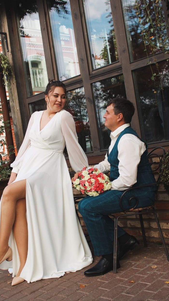 Ответ на пост «Девушка требует свадьбу»