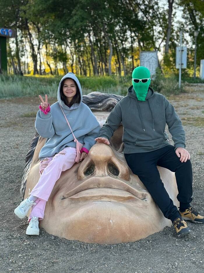 П.с. А пикабушников всем скопом обосрать вот же совсем было не умной идеей.