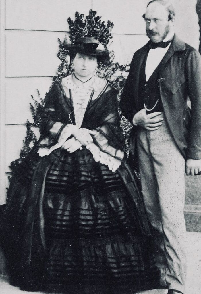       1859 .          ,    ,      .