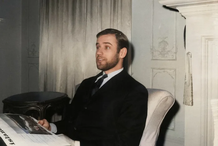 Интересная фотоподборка известных личностей СССР и Мира в детстве и юности. 20 раскрашенных фотографий. Часть 2 20 век, Старое фото, Знаменитости, Актеры и актрисы, Фотография, Колоризация, Музыканты, Биография, Длиннопост