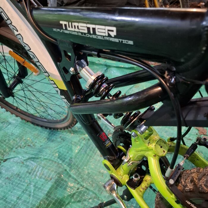 Новый оказался вполне себе ничего за свои деньги.