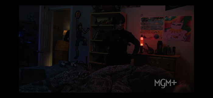 вот он на стене справа