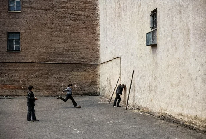 Подборка простых и потрясающих фотографий эпохи СССР. 20 раскрашенных фотографий. Часть 27 20 век, Старое фото, Фотография, СССР, Детство в СССР, 60-е, 70-е, 80-е, 50-е, 40-е, Колоризация, Длиннопост