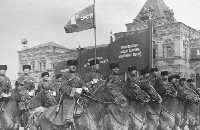        1945 ?  , ,   (), 