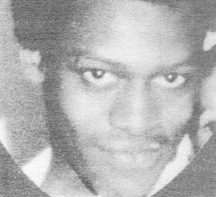 Дейвид Томас / 23 года