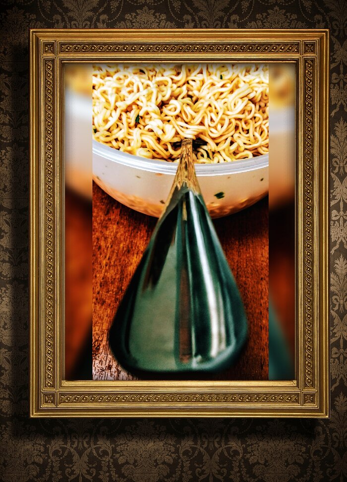 На фото представлен вариант сервировки.