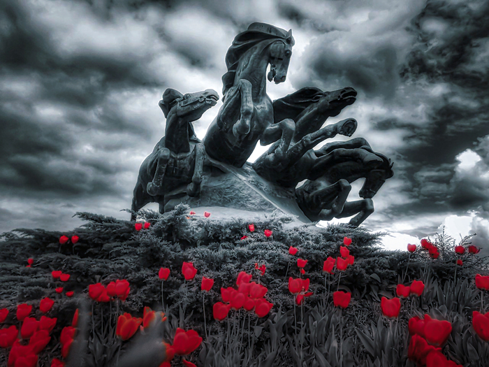 Эх, Тачанка-Ростовчанка...