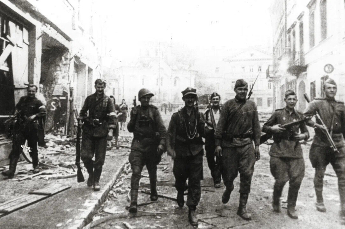        1944   ,  ,   ,  ,  , , , 1944,  