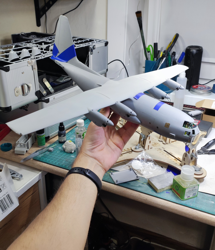 Совсем скоро он станет самолётом. Большим и красивым.