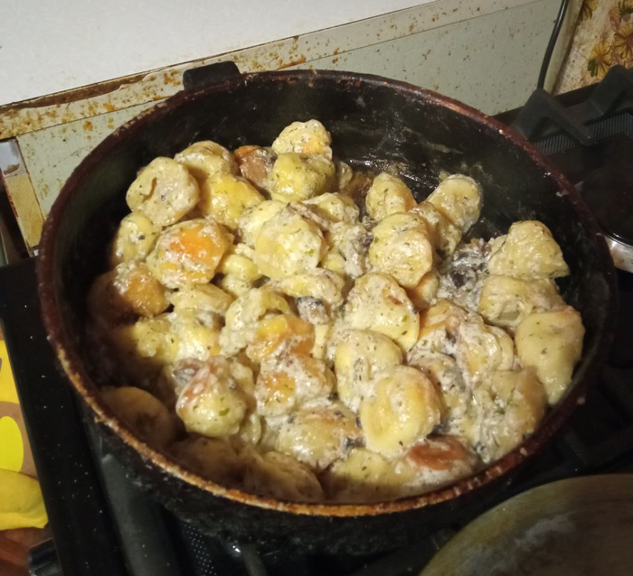 Фондю эль Пельмень.