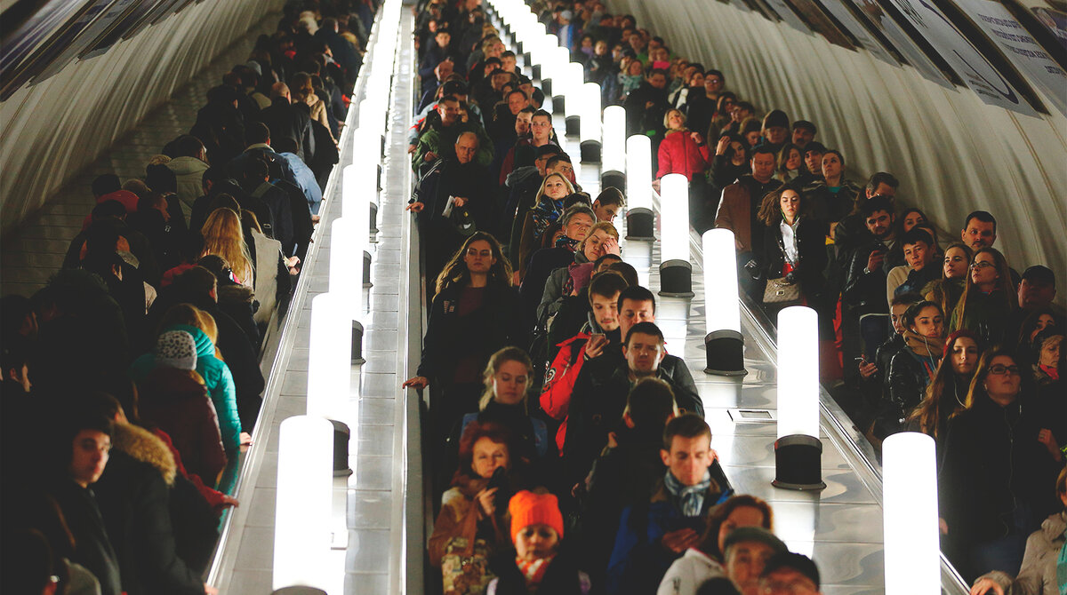 Reply to the post KiNo - Violin, Escalator, Metro, People, Music, Video, Vertical video, Short videos, Musicians, In contact with, Reply to post, Text, VKontakte (link)