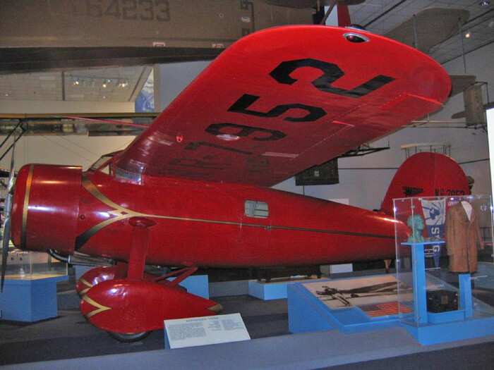 Lockheed Vega 5b         