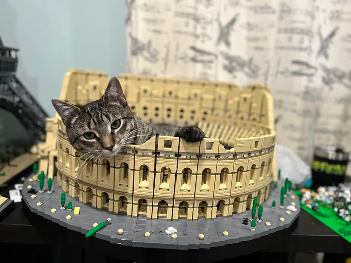 Вы все еще читаете этого душнилу?..