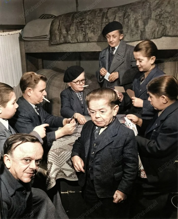 Осколки истории : Интересные и редкие ретро-фотографии Европы. 20 раскрашенных фотографий ХХ века. Часть 26 Историческое фото, Старое фото, 20 век, Фотография, Италия, Германия, Франция, Швеция, Австрия, Норвегия, Нидерланды (Голландия), Европа, Колоризация, Длиннопост