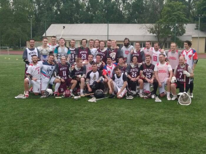 2017 год. Mercer Island в Санкт-Петербурге