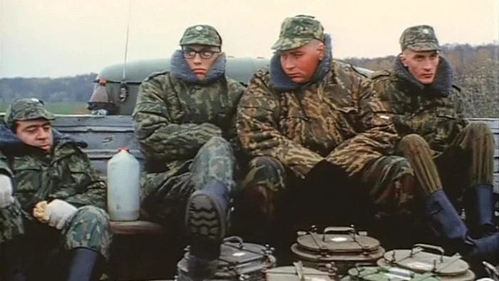 Фильм «ДМБ»: история создания и интересные факты об актерах Фильмы, Фильм ДМБ, Армия, Армейские истории, Длиннопост