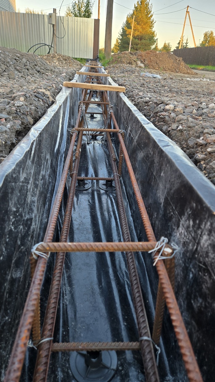 Криво сфоткал, завалил горизонт. Не ругайтесь.