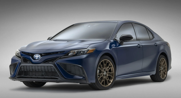Toyota Camry  2,4   .      3,2   ? , ,  