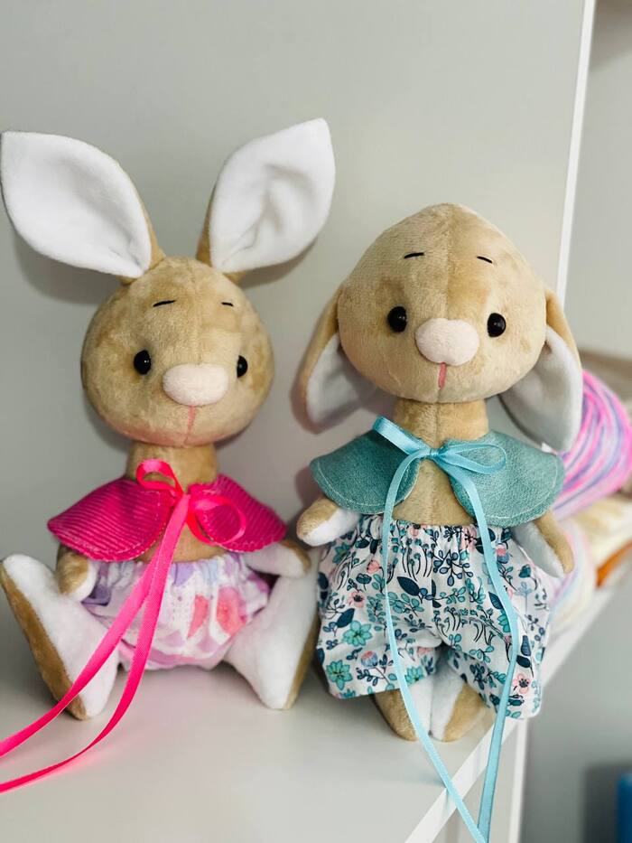 Ой, нас фоткают. Как я выгляжу? - Прелестно!