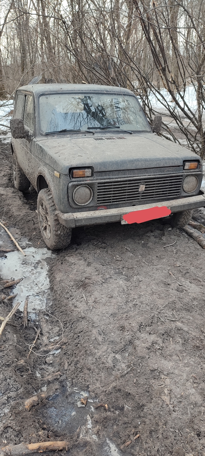 Купленная в 2023 нива.