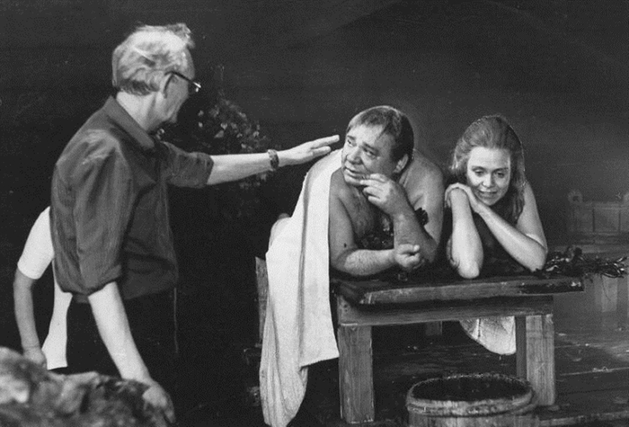  ,         " ", 1980 .