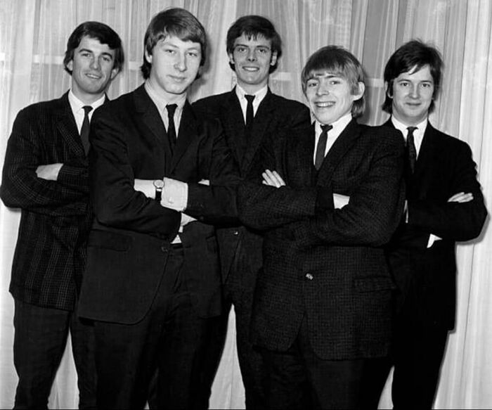 The Yardbirds, 1964. Угадайте с трех раз, кто из них Эрик Клэптон.