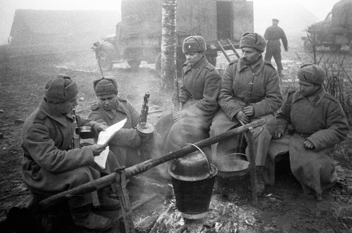 К 1944–1945 годам снабжение сокращалось, и повара проявляли чудеса изобретательности