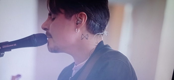 Распознать тату