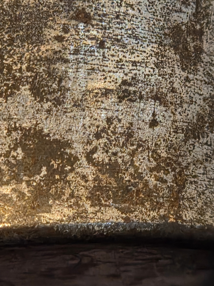 фото с чем то напоминающим клеймо