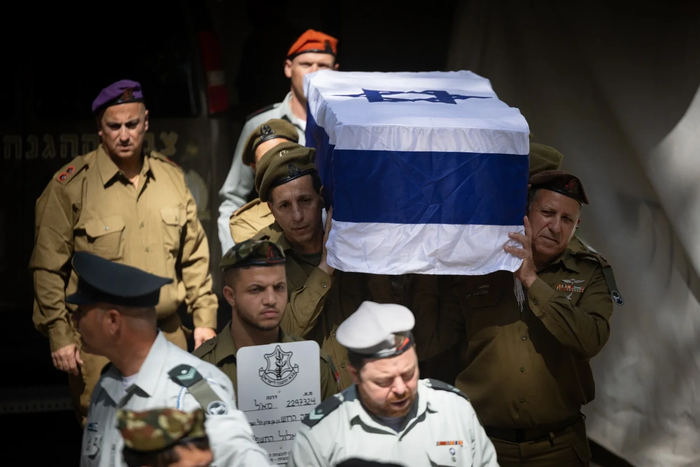 Yonatan Sindel/Flash90: похороны на горе Герцля, 19 сентября 2025