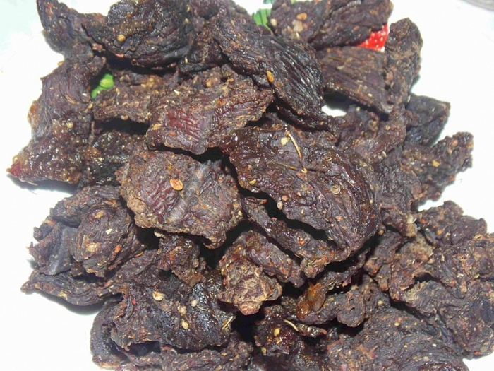 Это, то что сейчас называют "джерки". Мясцо сушеное