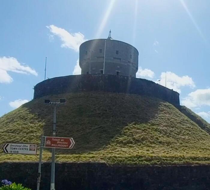  ,     - .   11  . ,     4000 . 