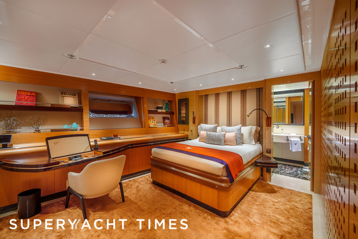 Вид от входа в каюту. (Не)Скромненько, но чистенько